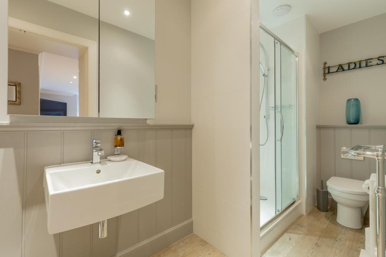 เดสทินี่ สก็อตแลนด์ - คิว-เรสซิเดนซ์ Apartment เอดินบะระ ภายนอก รูปภาพ