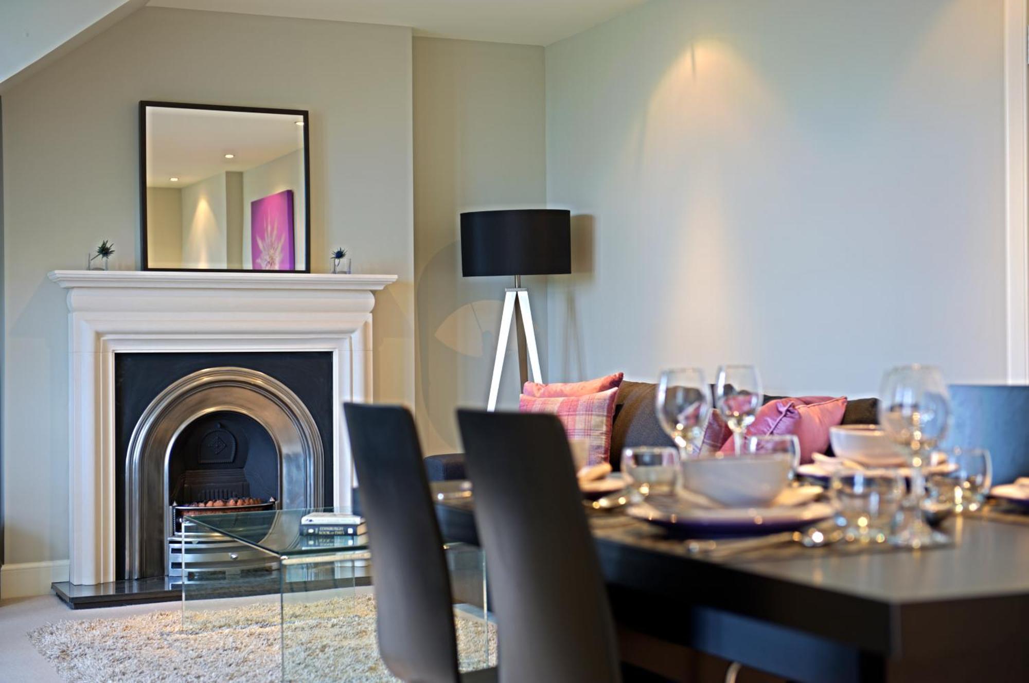 เดสทินี่ สก็อตแลนด์ - คิว-เรสซิเดนซ์ Apartment เอดินบะระ ภายนอก รูปภาพ